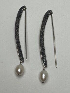 SILPADA Freshwater Pearl Drop Hammered Oxidized‎ Silver Threader Earrings 925